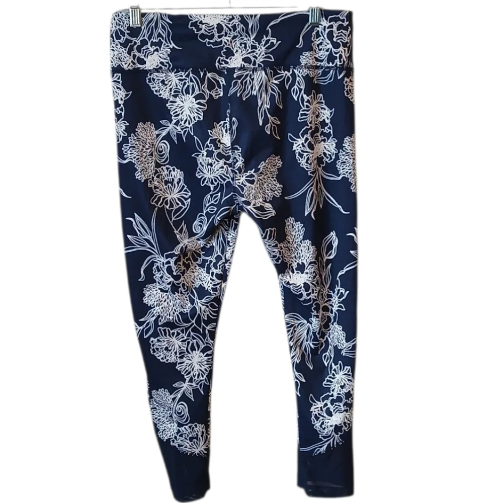 VOGO Athletica navy floral